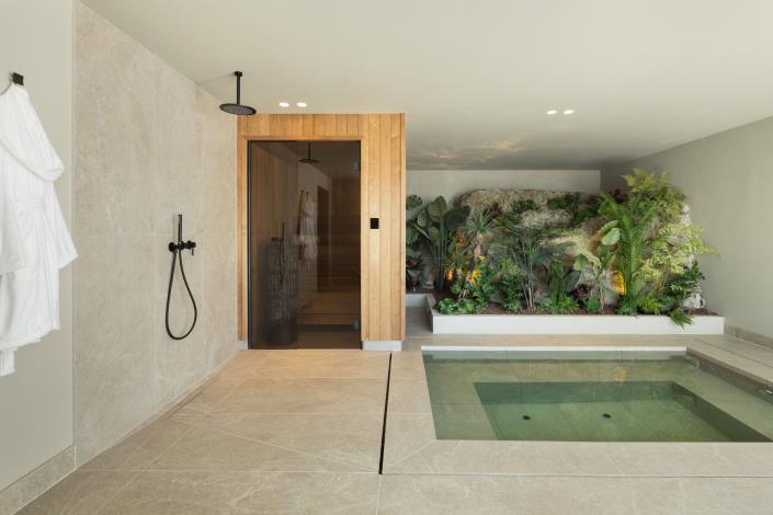 Image No.36-5 Bed Villa for sale