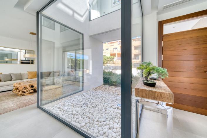 Image No.14-4 Bed Villa for sale