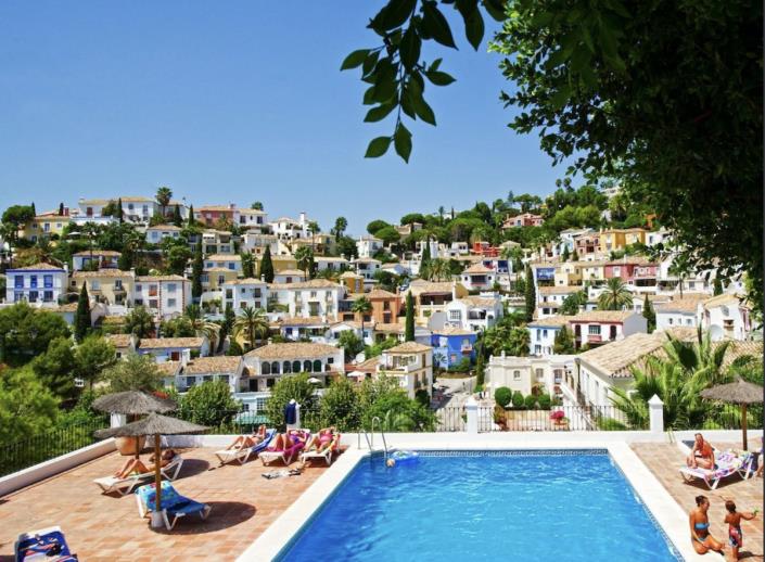 Image No.12-3 Bed Townhouse for sale