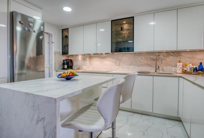 Image No.13-3 Bed Penthouse for sale