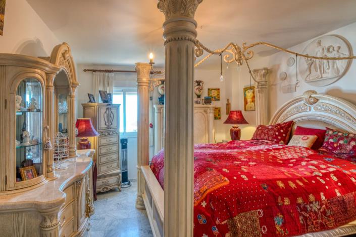 Image No.23-3 Bed Penthouse for sale