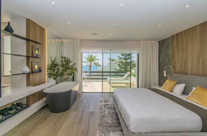 Image No.7-4 Bed Townhouse for sale