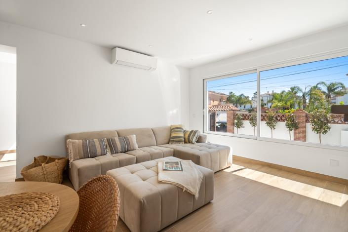 Image No.9-4 Bed Townhouse for sale