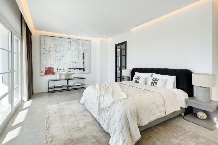 Image No.19-7 Bed Villa for sale