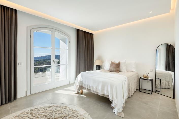 Image No.25-7 Bed Villa for sale