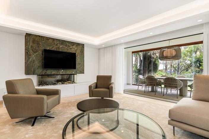 Image No.3-4 Bed Townhouse for sale