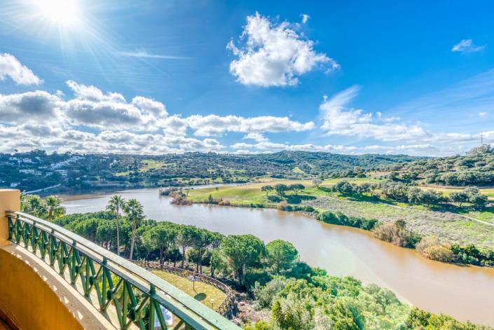 Image No.3-Appartement de 2 chambres à vendre à Sotogrande playa