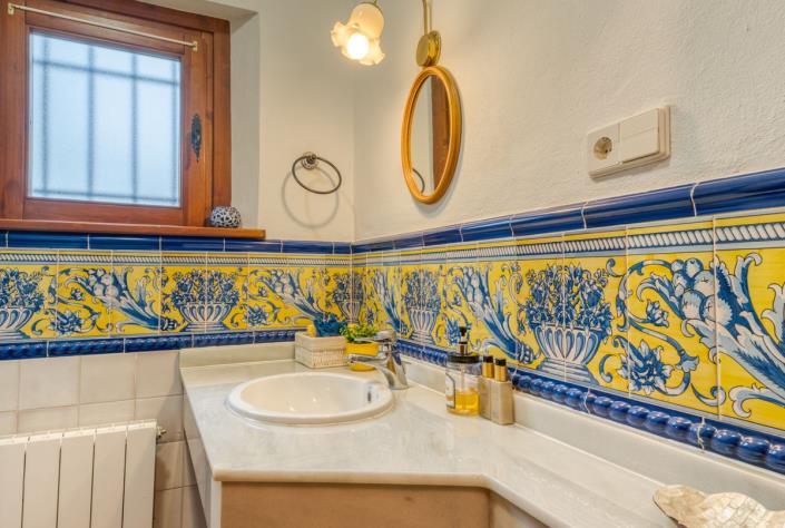 Image No.6-7 Bed Villa for sale