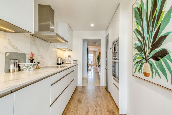 Image No.9-3 Bed Apartment for sale