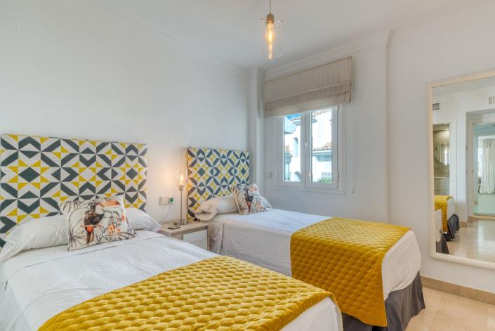 Image No.18-3 Bed Apartment for sale