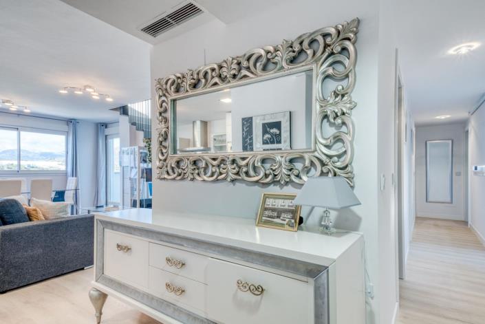 Image No.8-3 Bed Apartment for sale