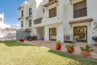 4-c23c0f86247804fa50226aecd8b0b2c8