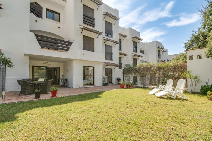 Image No.18-2 Bed Apartment for sale