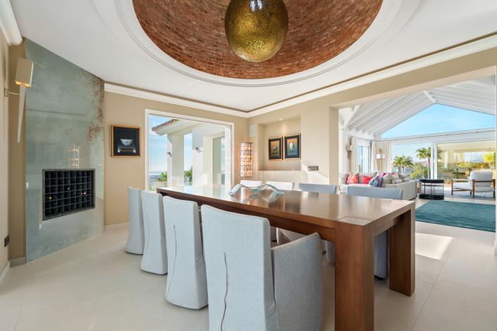 Image No.8-9 Bed Villa for sale