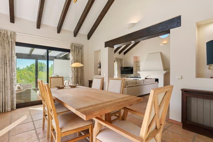 Image No.20-9 Bed Villa for sale