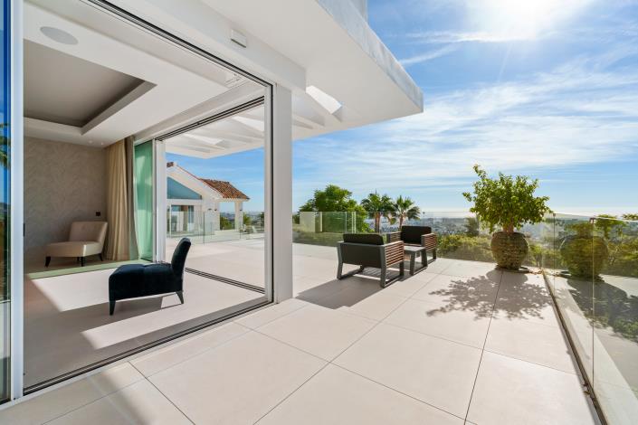 Image No.35-9 Bed Villa for sale