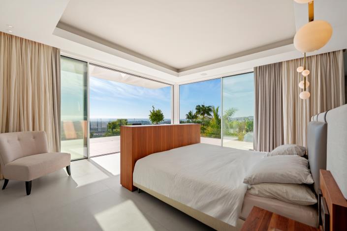 Image No.41-9 Bed Villa for sale