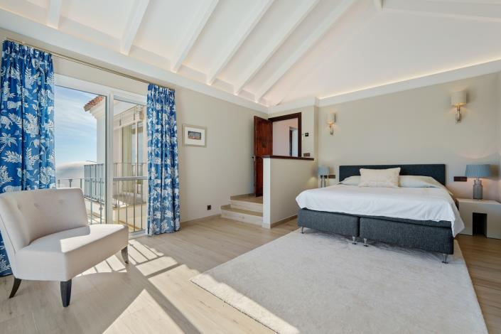 Image No.44-9 Bed Villa for sale