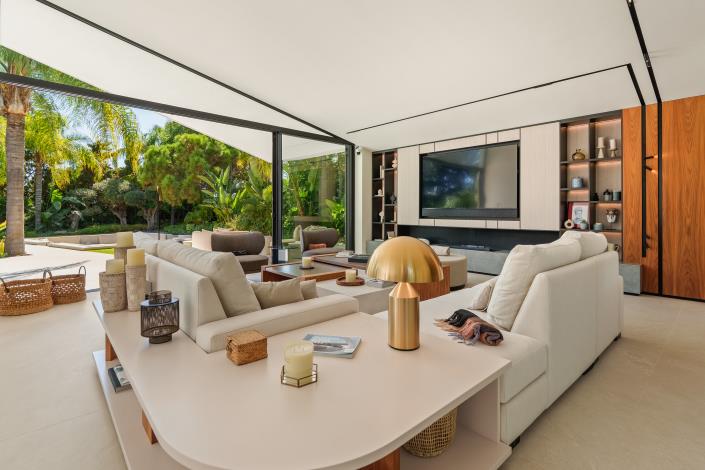 Image No.3-5 Bed Villa for sale