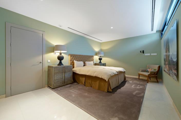 Image No.40-5 Bed Villa for sale