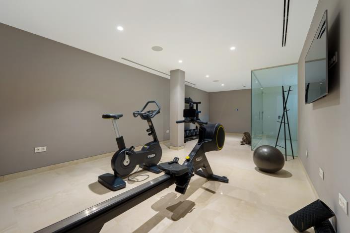 Image No.44-5 Bed Villa for sale