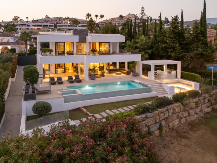 Image No.59-5 Bed Villa for sale