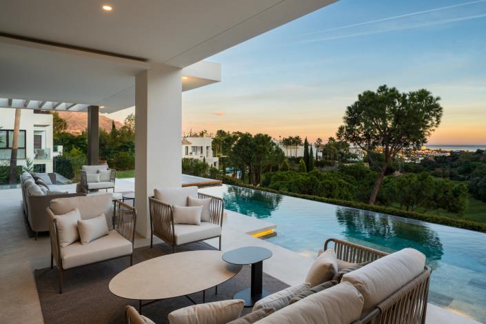 Image No.9-6 Bed Villa for sale