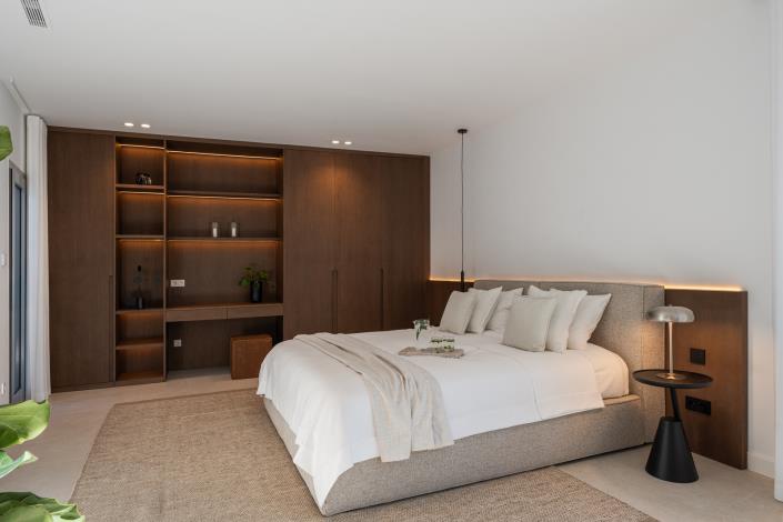 Image No.17-4 Bed Villa for sale