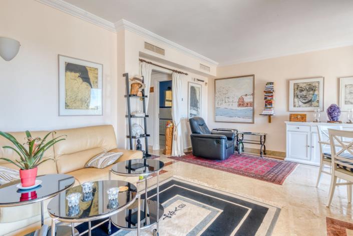 Image No.35-3 Bed Townhouse for sale