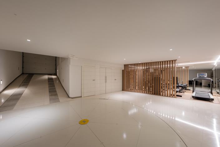 Image No.34-4 Bed Semi-Detached for sale