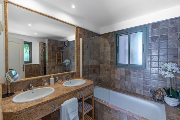 Image No.15-Appartement de 3 chambres à vendre à Estepona