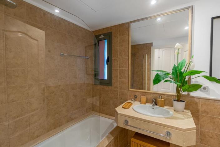 Image No.19-Appartement de 3 chambres à vendre à Estepona