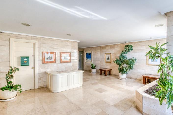 Image No.16-2 Bed Apartment for sale