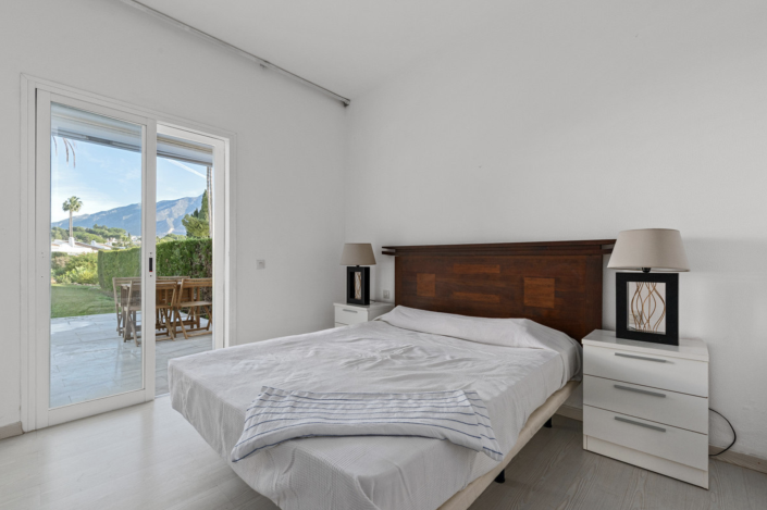 Image No.4-2 Bed Villa / Detached for sale