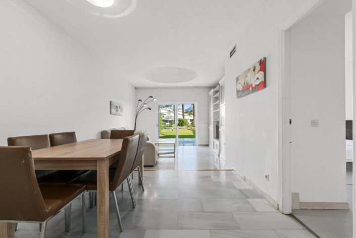 Image No.13-2 Bed Villa / Detached for sale