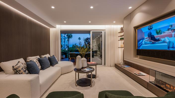 Image No.21-3 Bed Apartment for sale