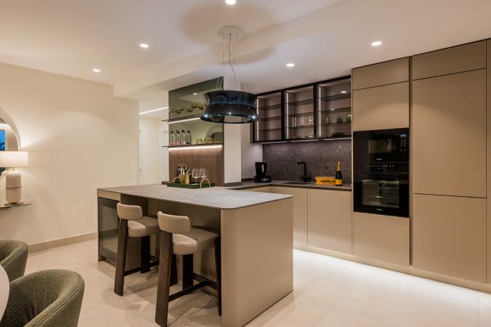 Image No.26-3 Bed Apartment for sale