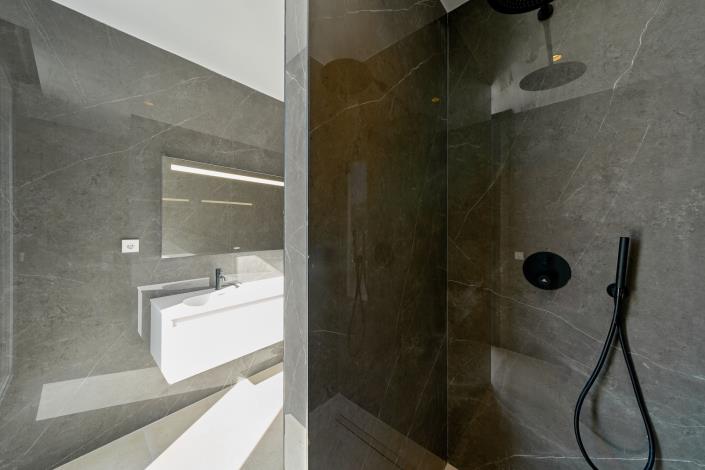 Image No.22-5 Bed Villa for sale