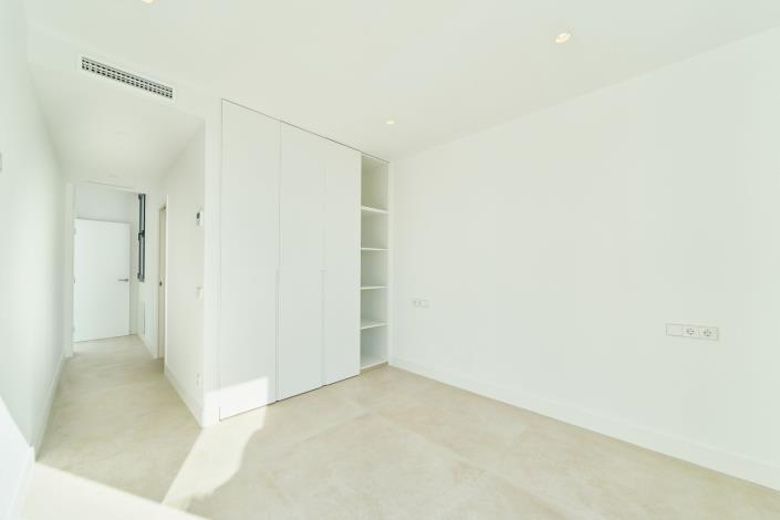 Image No.25-5 Bed Villa for sale