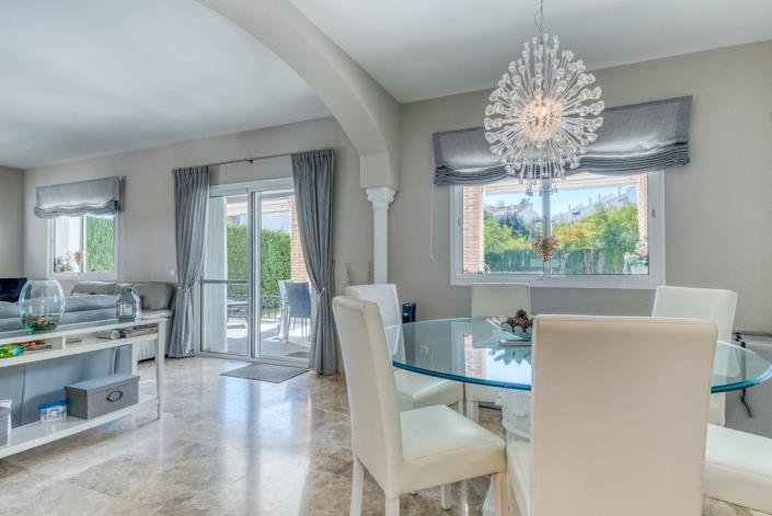 Image No.15-4 Bed Villa for sale