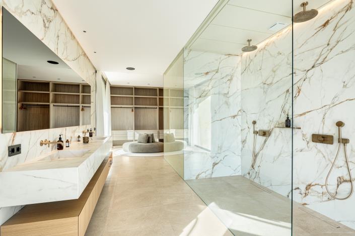 Image No.19-6 Bed Villa for sale