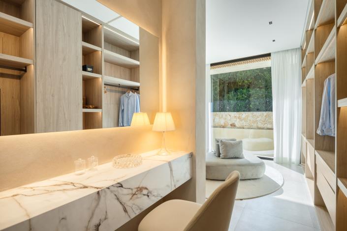 Image No.20-6 Bed Villa for sale