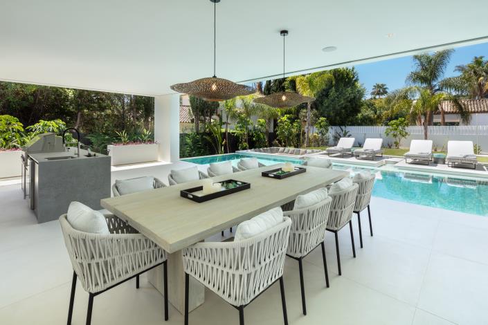 Image No.3-5 Bed Villa for sale