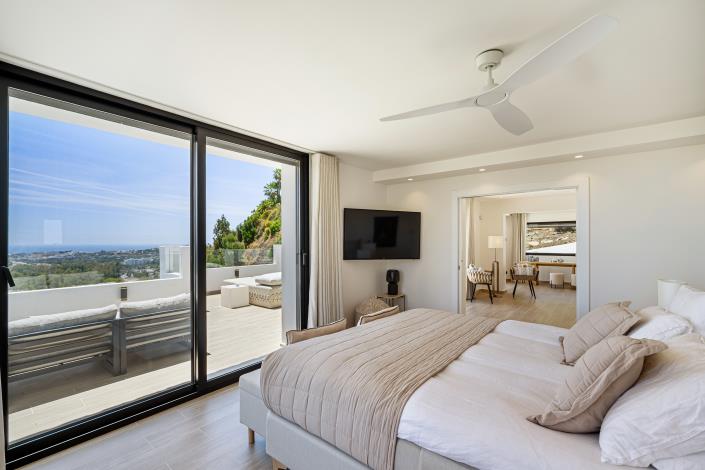 Image No.19-5 Bed Villa for sale