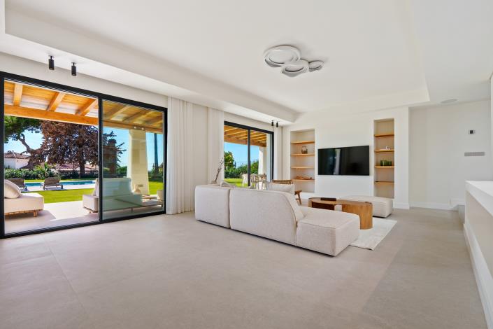 Image No.12-5 Bed Villa for sale