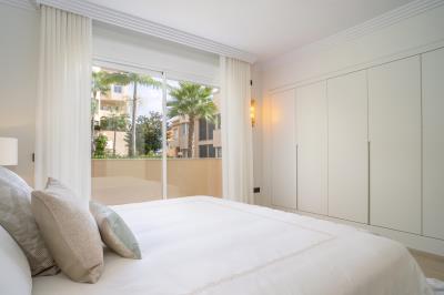 Penthouse-Albatros-5