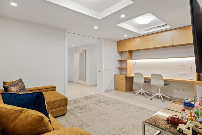 Image No.15-7 Bed Apartment for sale