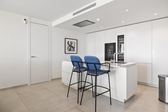 Image No.31-7 Bed Apartment for sale