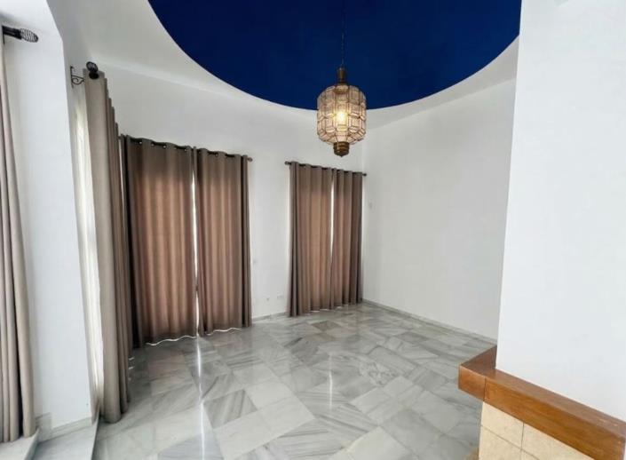 Image No.5-Villa de 5 chambres à vendre à Puerto Banus