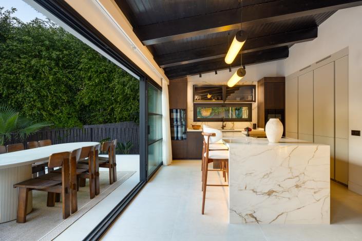 Image No.9-5 Bed Villa for sale